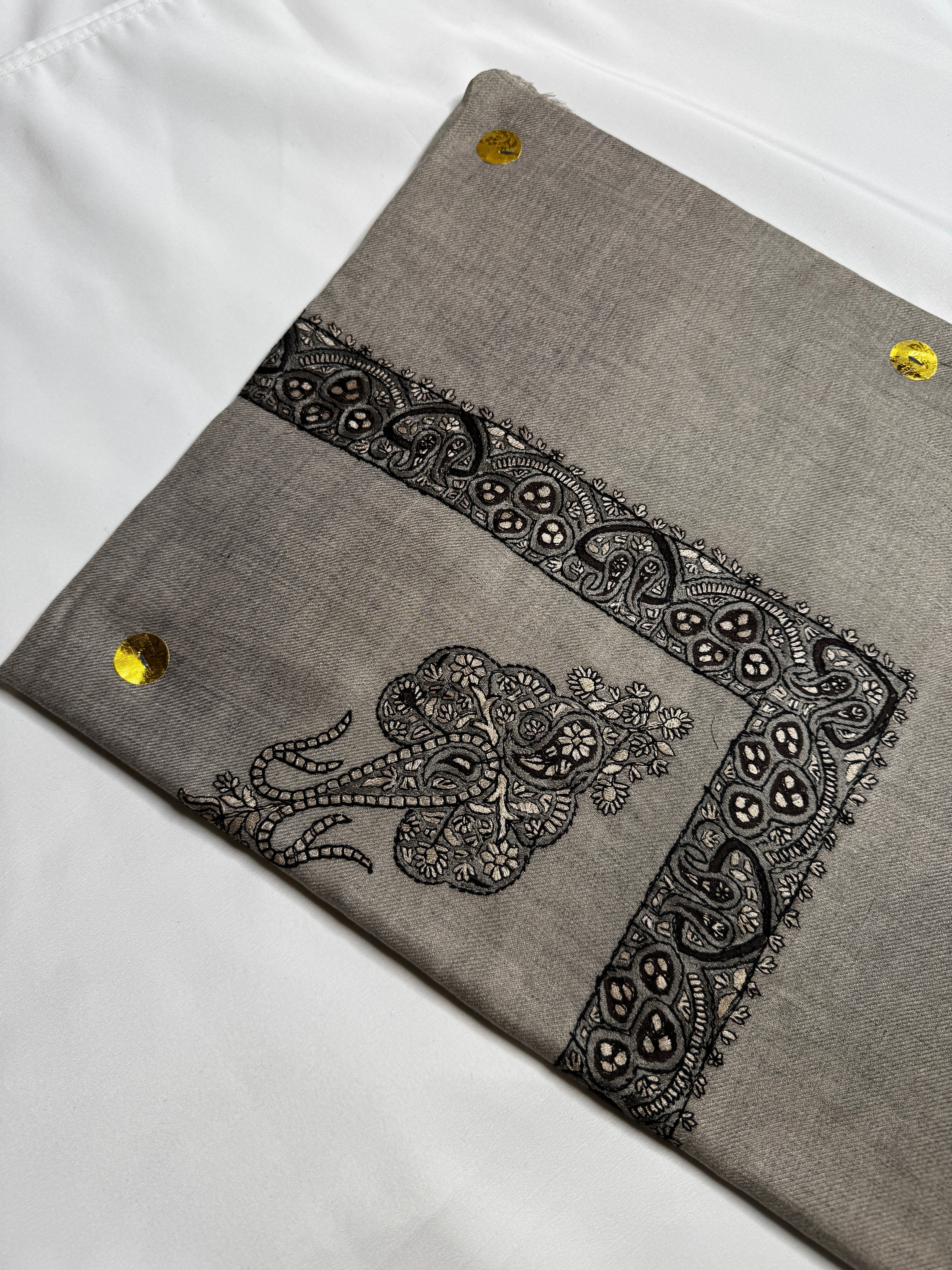 Luxury Grey Yemeni Shemagh