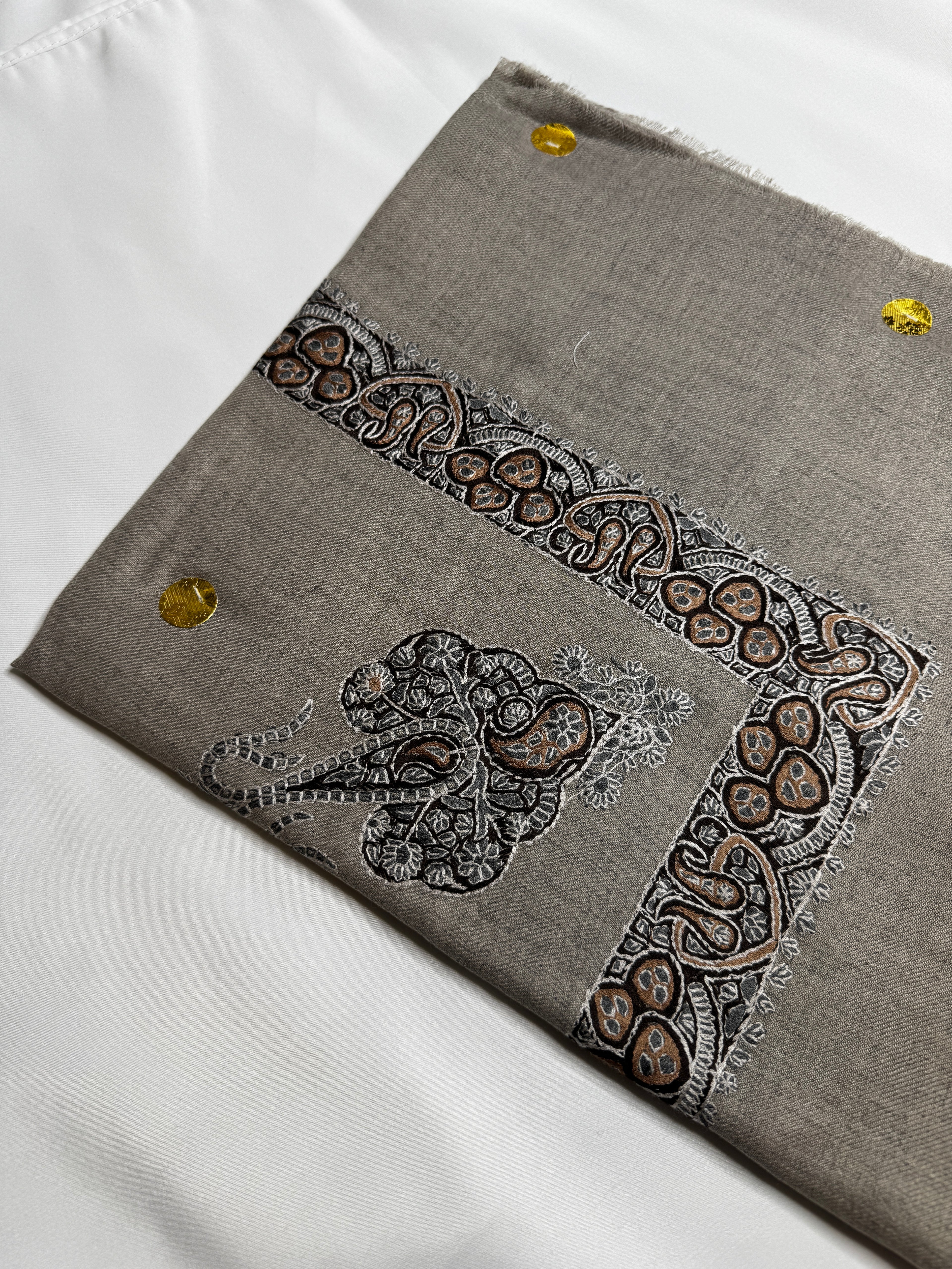 Luxury Grey Yemeni Shemagh