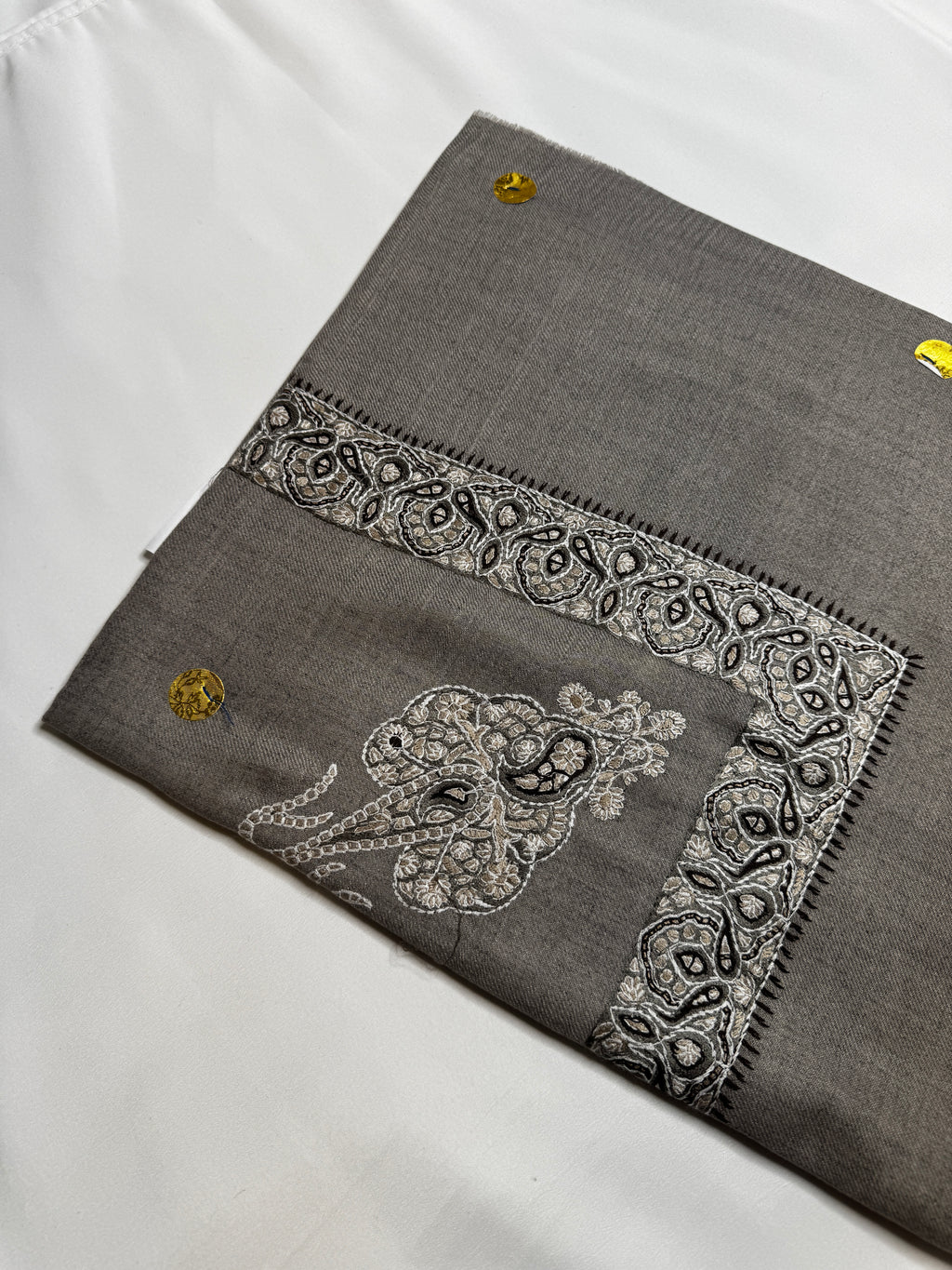 Luxury Grey Yemeni Shemagh