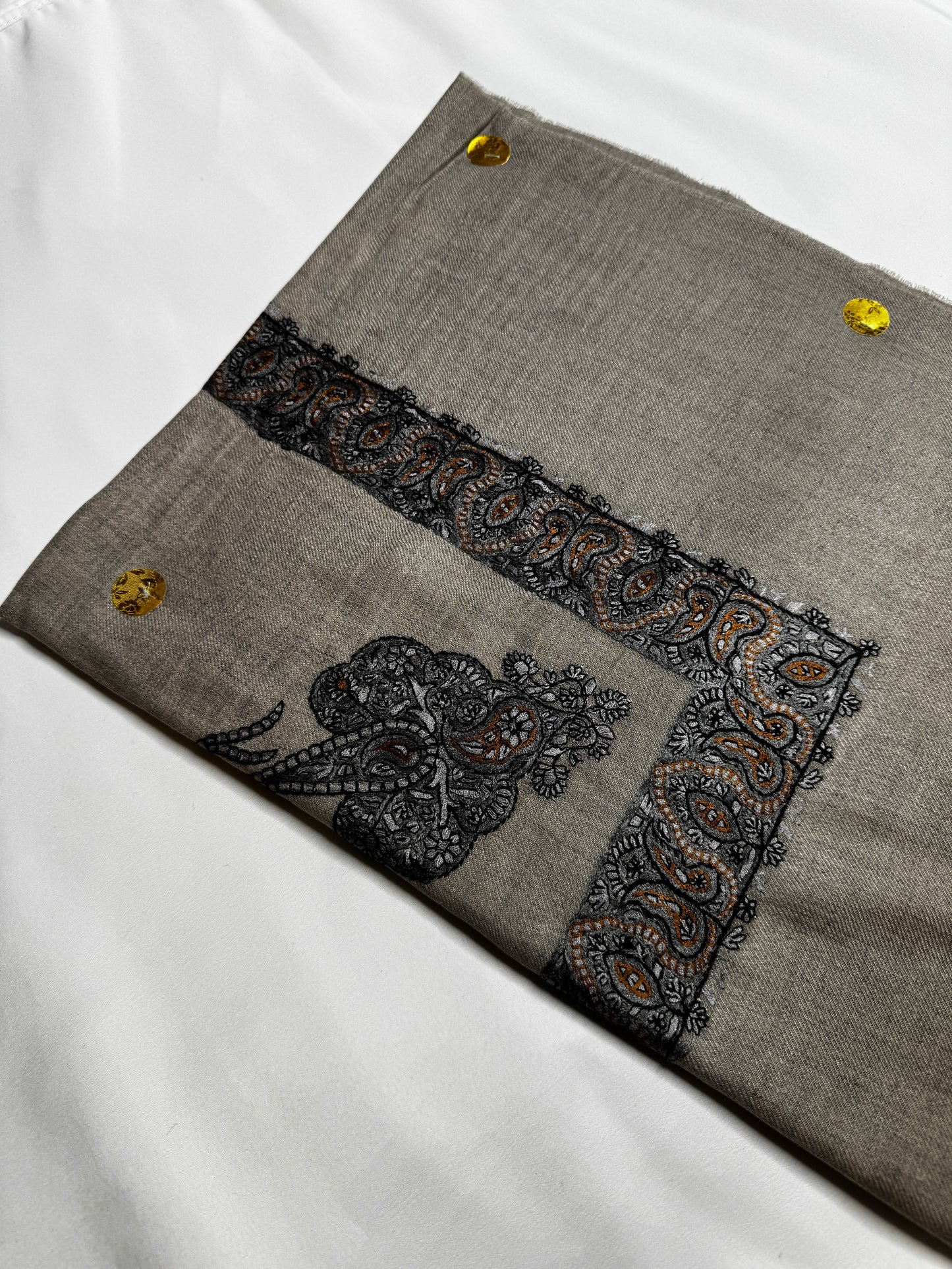Luxury Grey Yemeni Shemagh