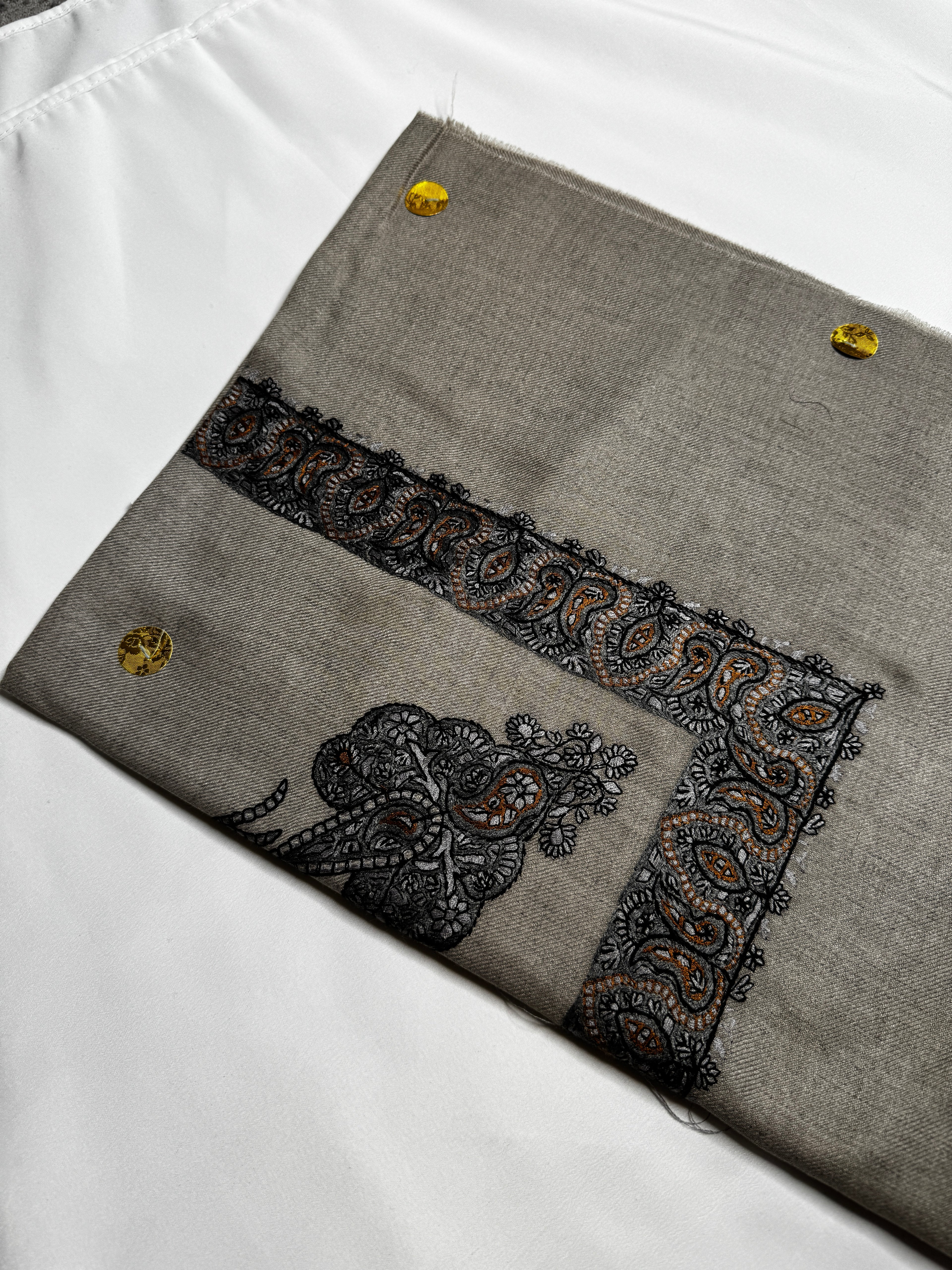 Luxury Grey Yemeni Shemagh
