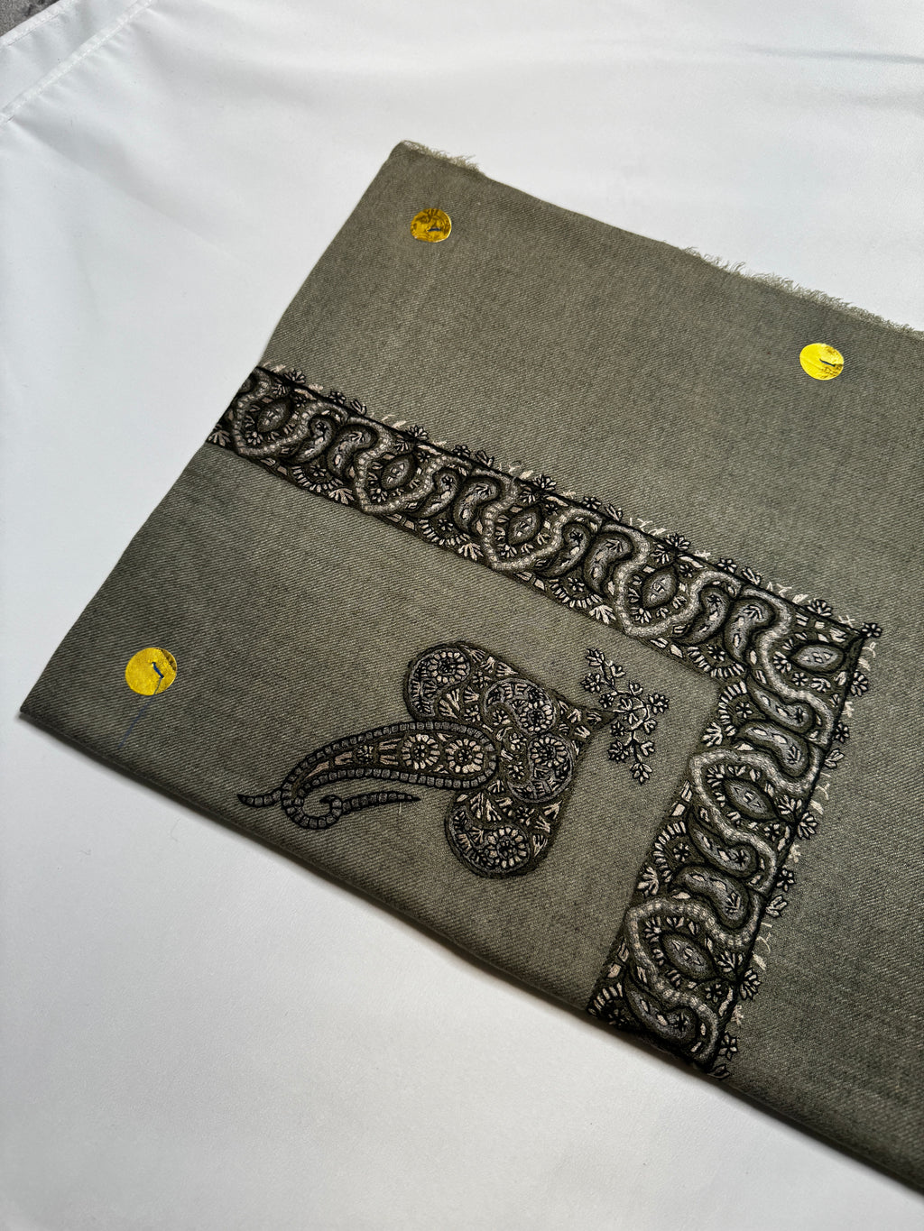 Luxury Khaki Yemeni Shemagh