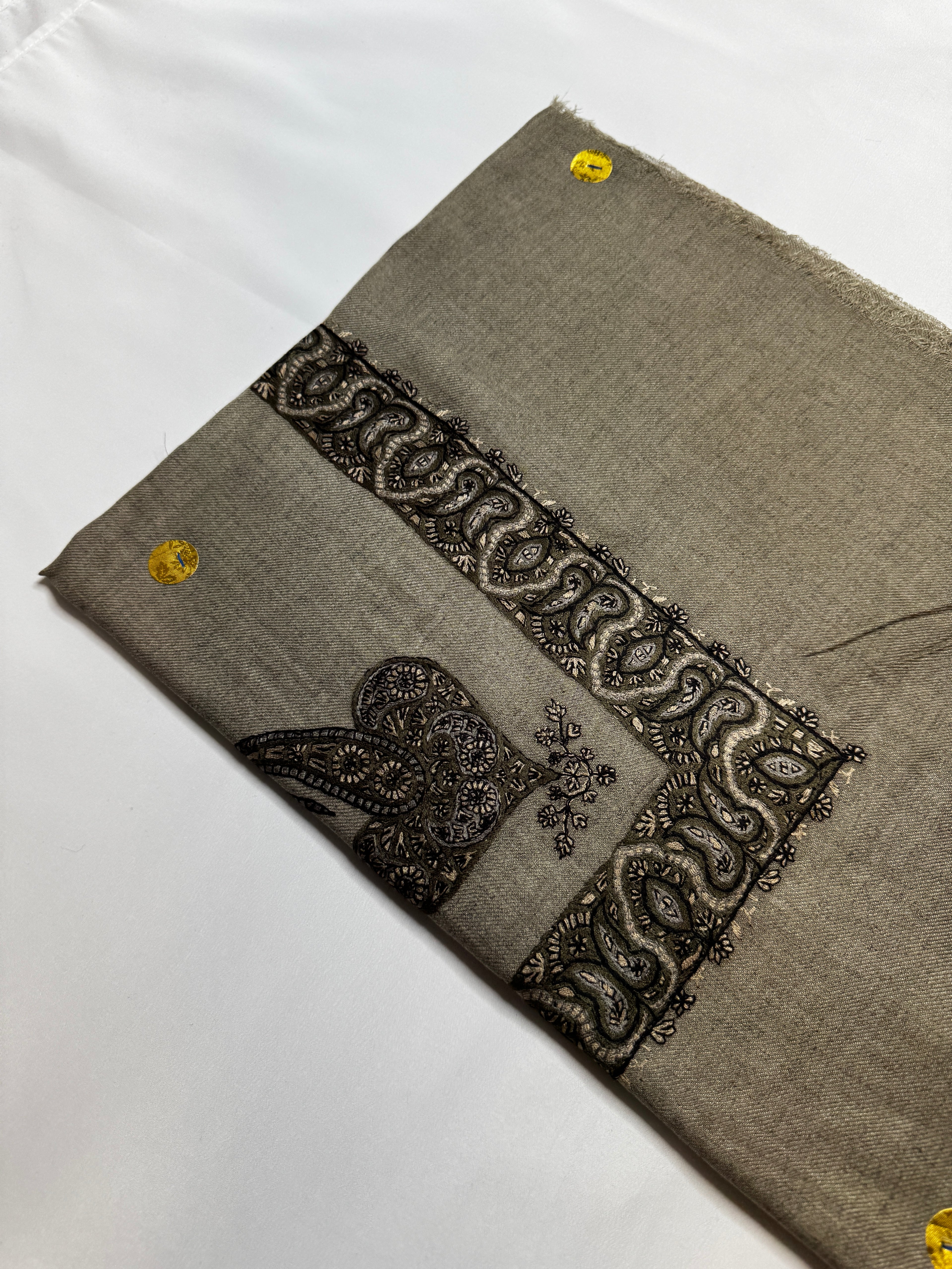 Luxury Khaki Yemeni Shemagh