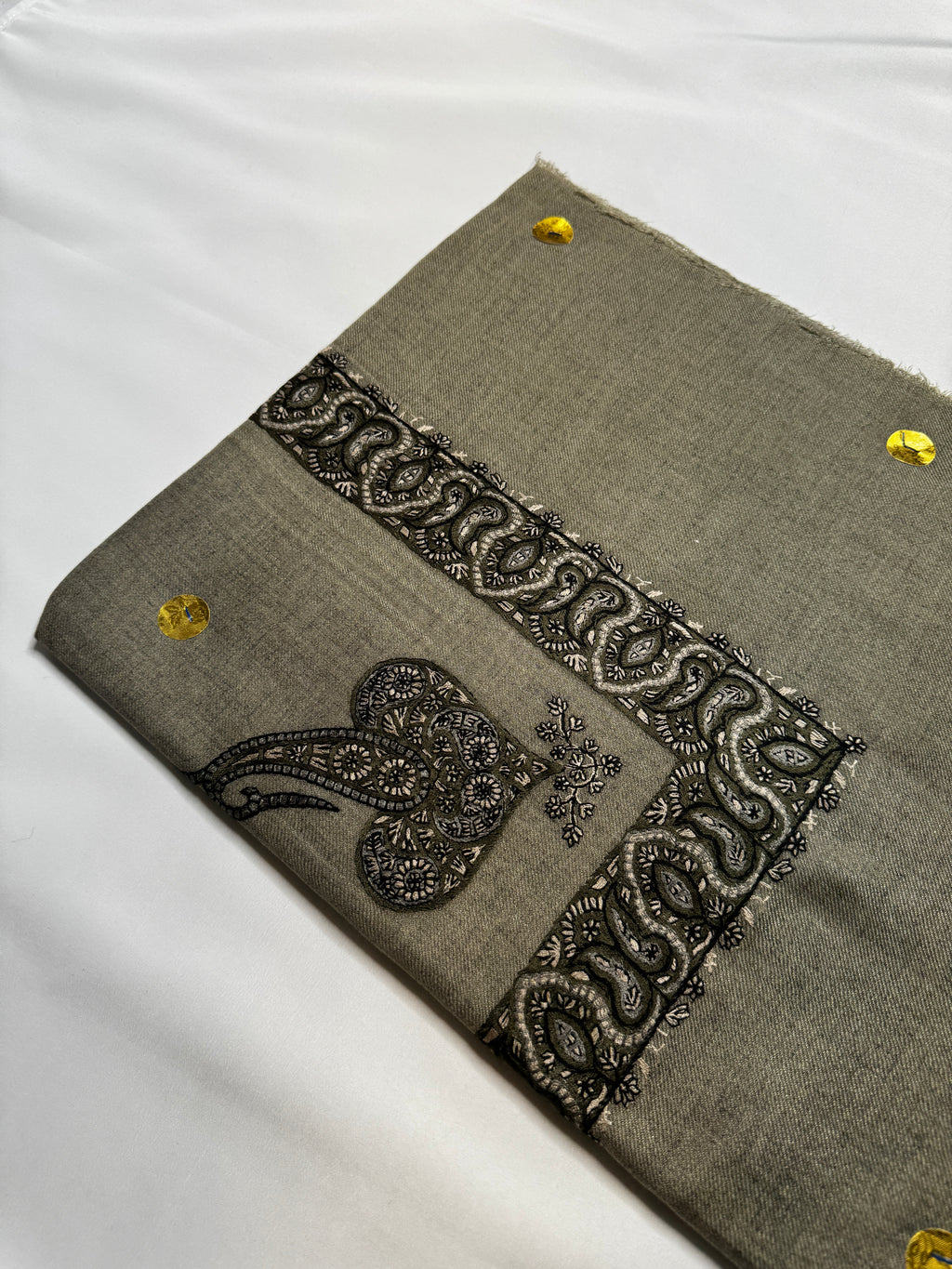 Luxury Khaki Yemeni Shemagh