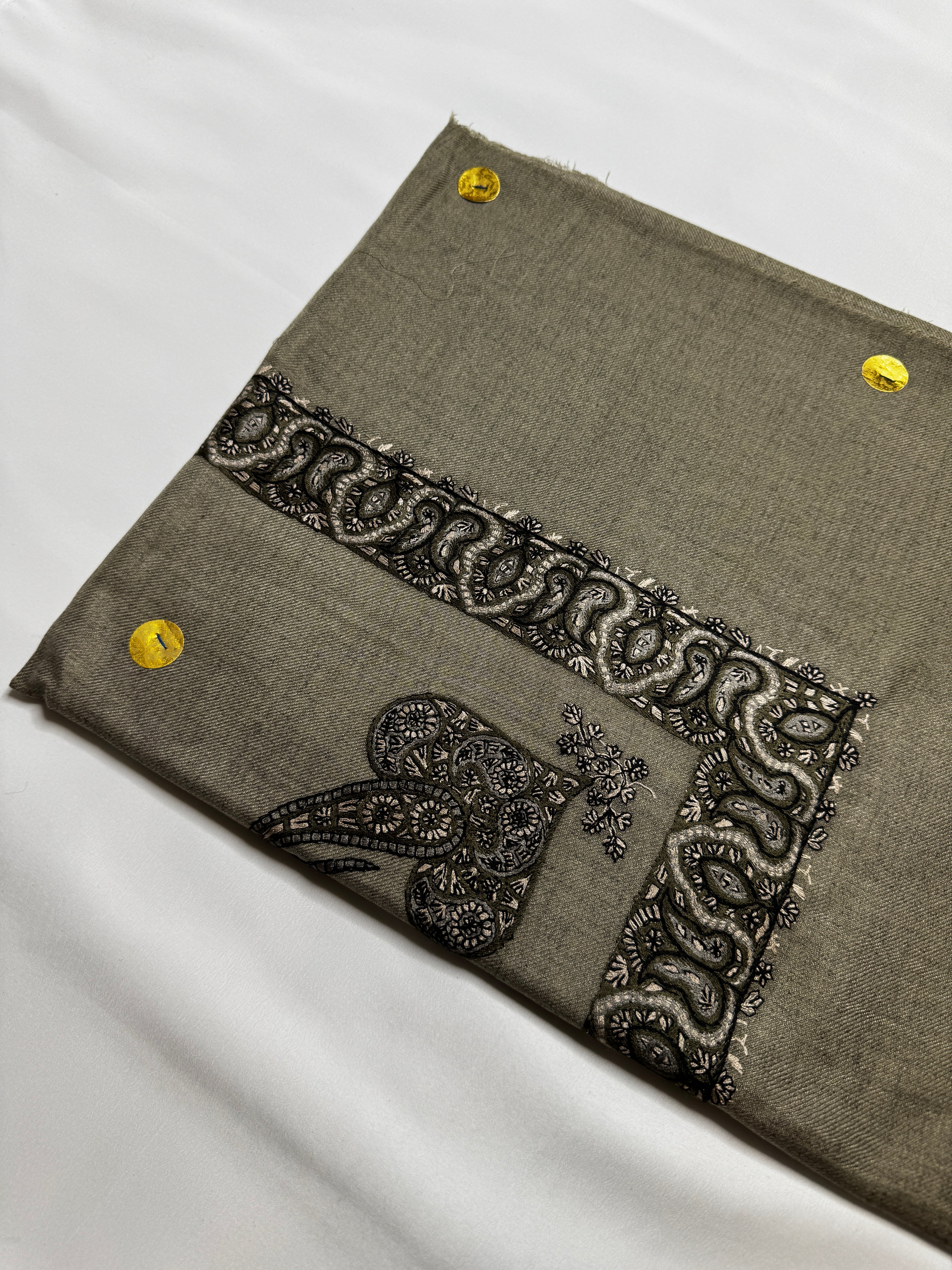 Luxury Khaki Yemeni Shemagh
