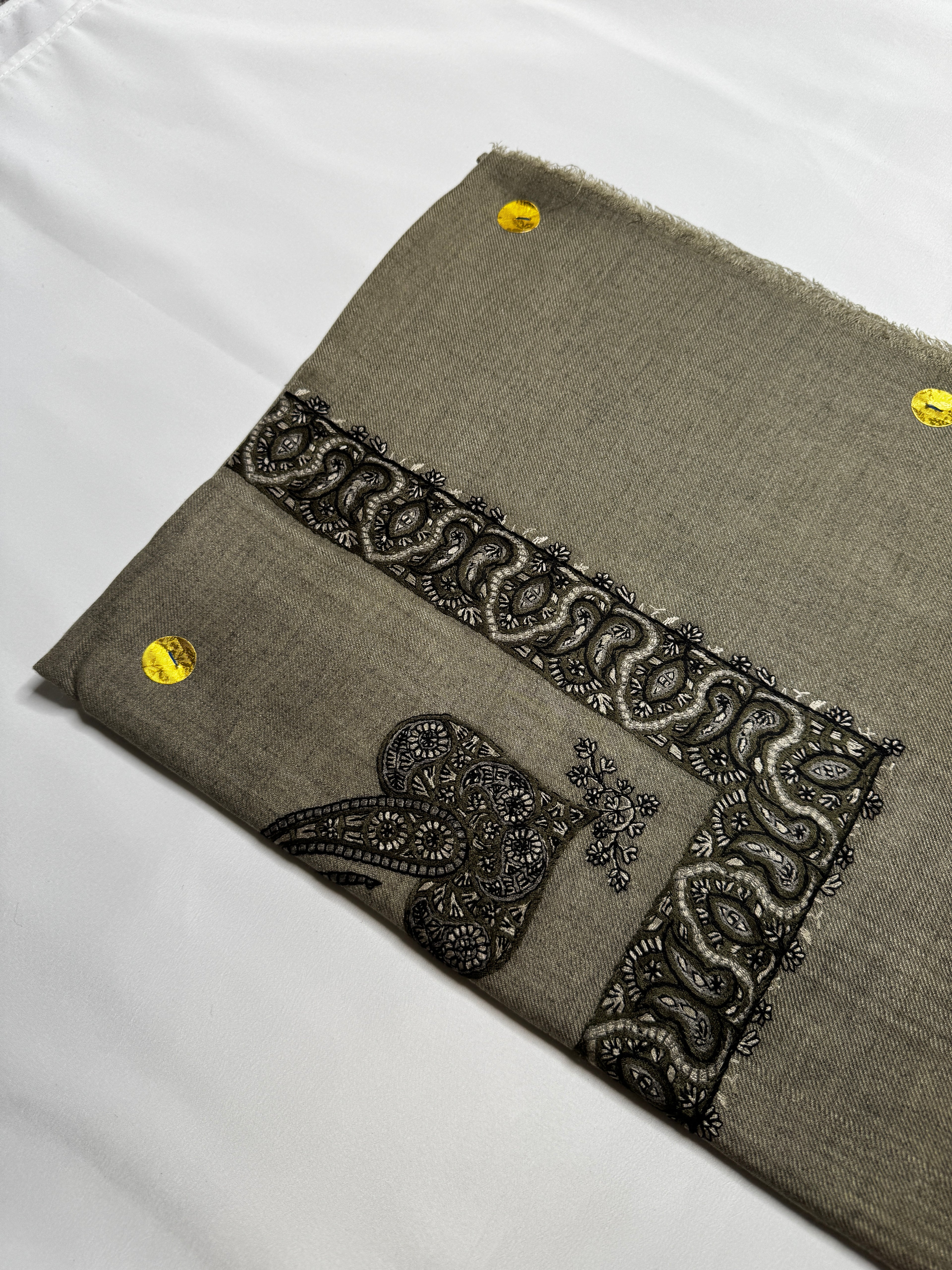 Luxury Khaki Yemeni Shemagh