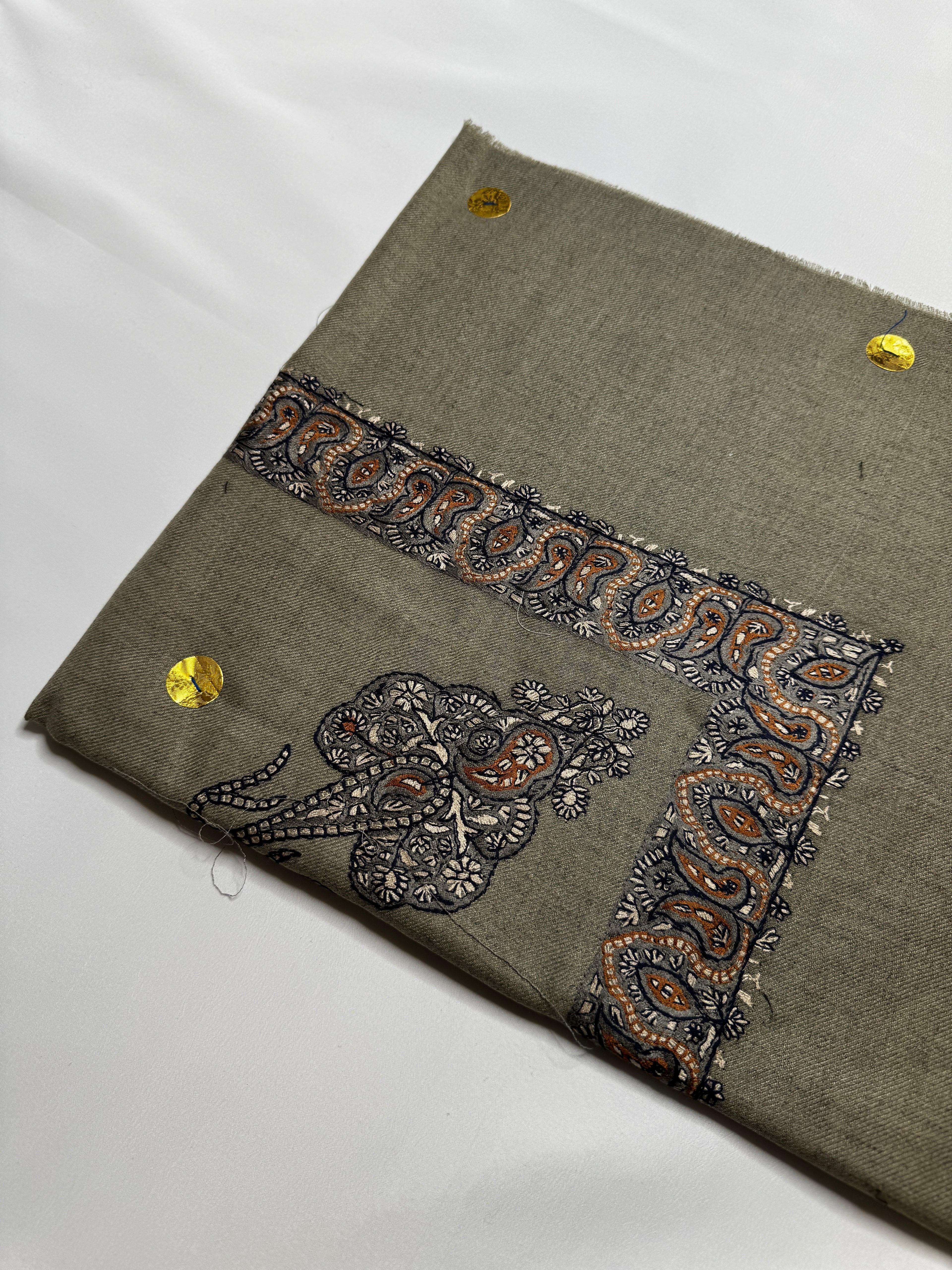 Luxury Khaki Yemeni Shemagh