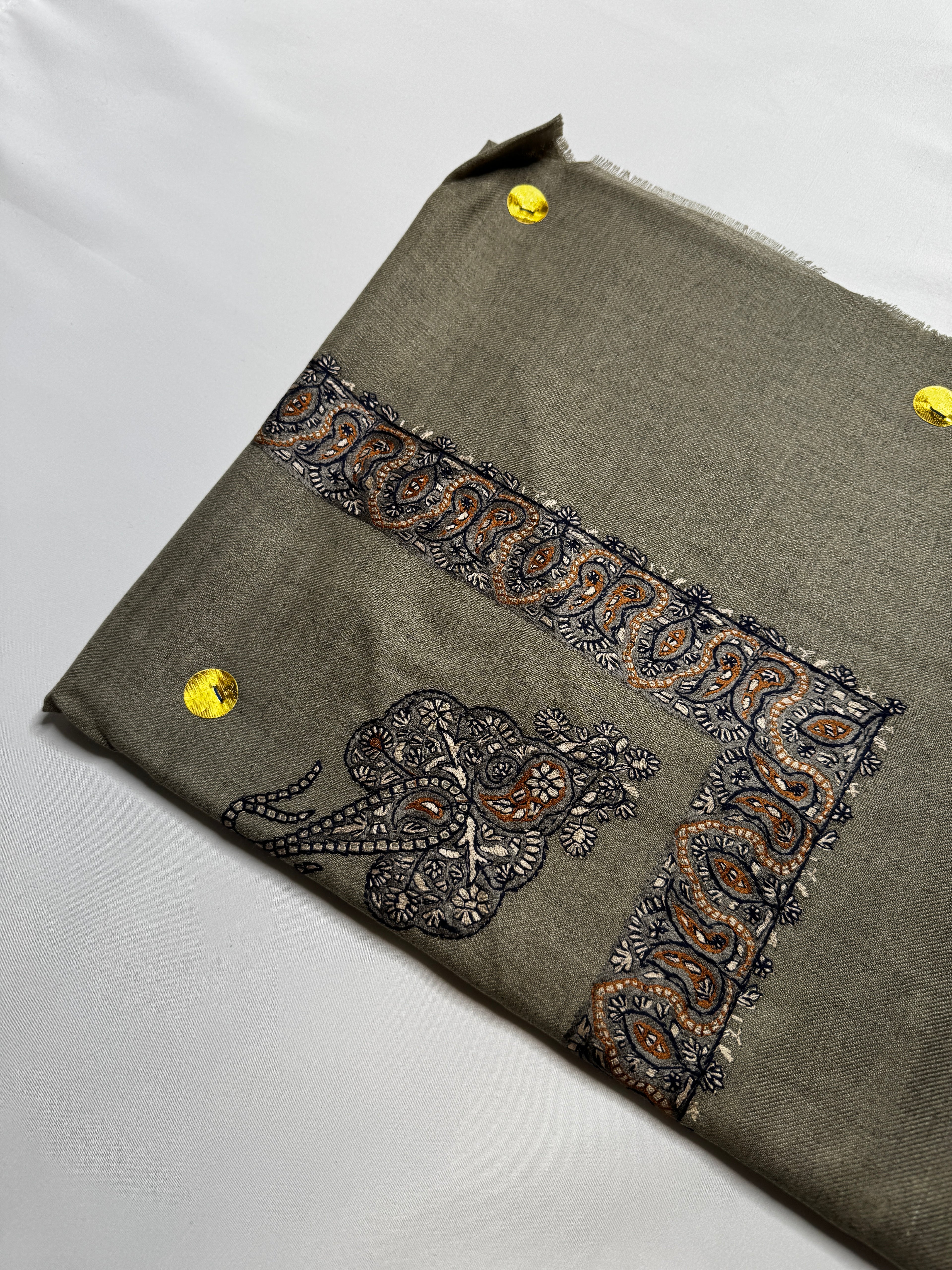 Luxury Khaki Yemeni Shemagh