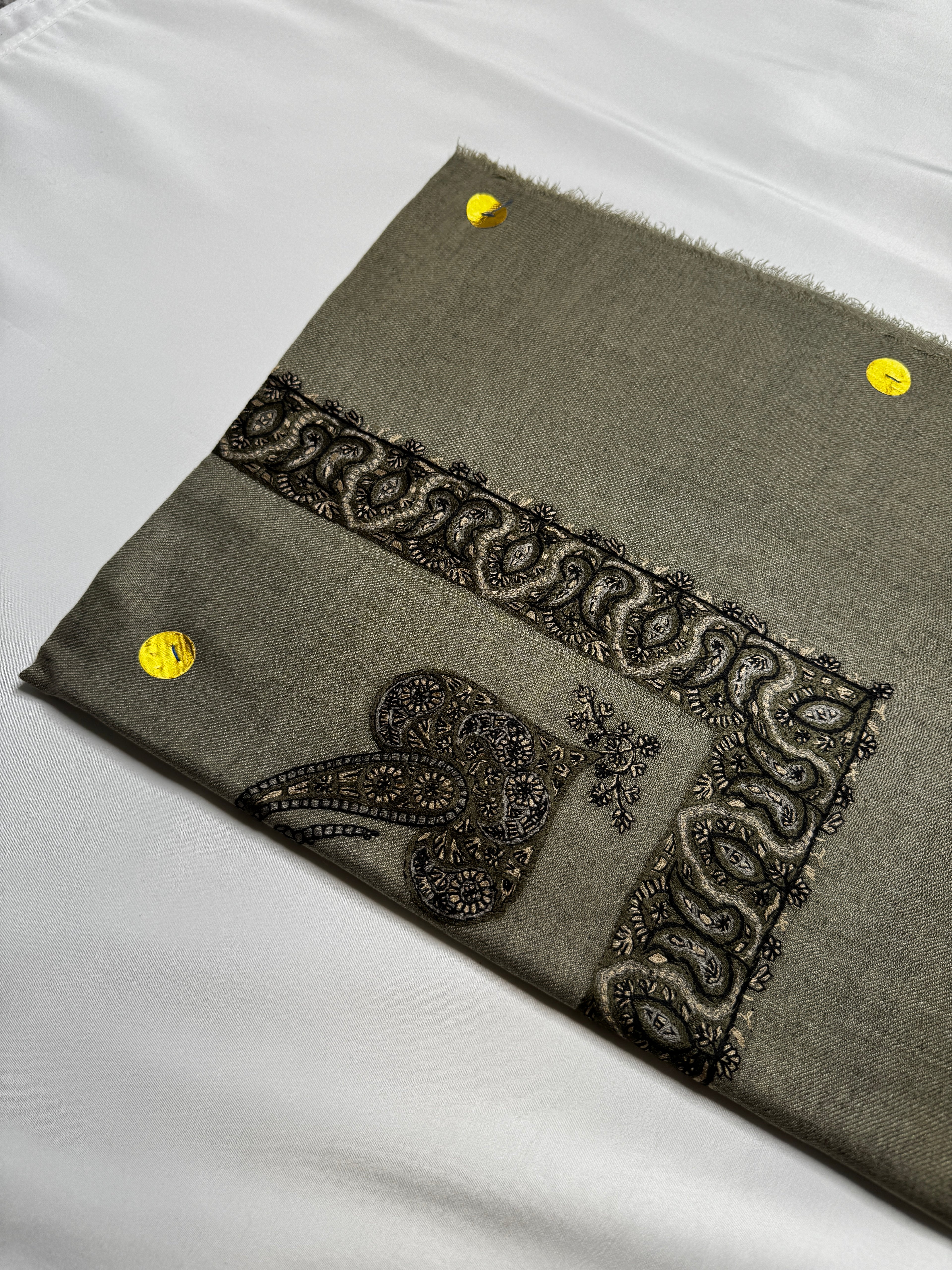 Luxury Khaki Yemeni Shemagh