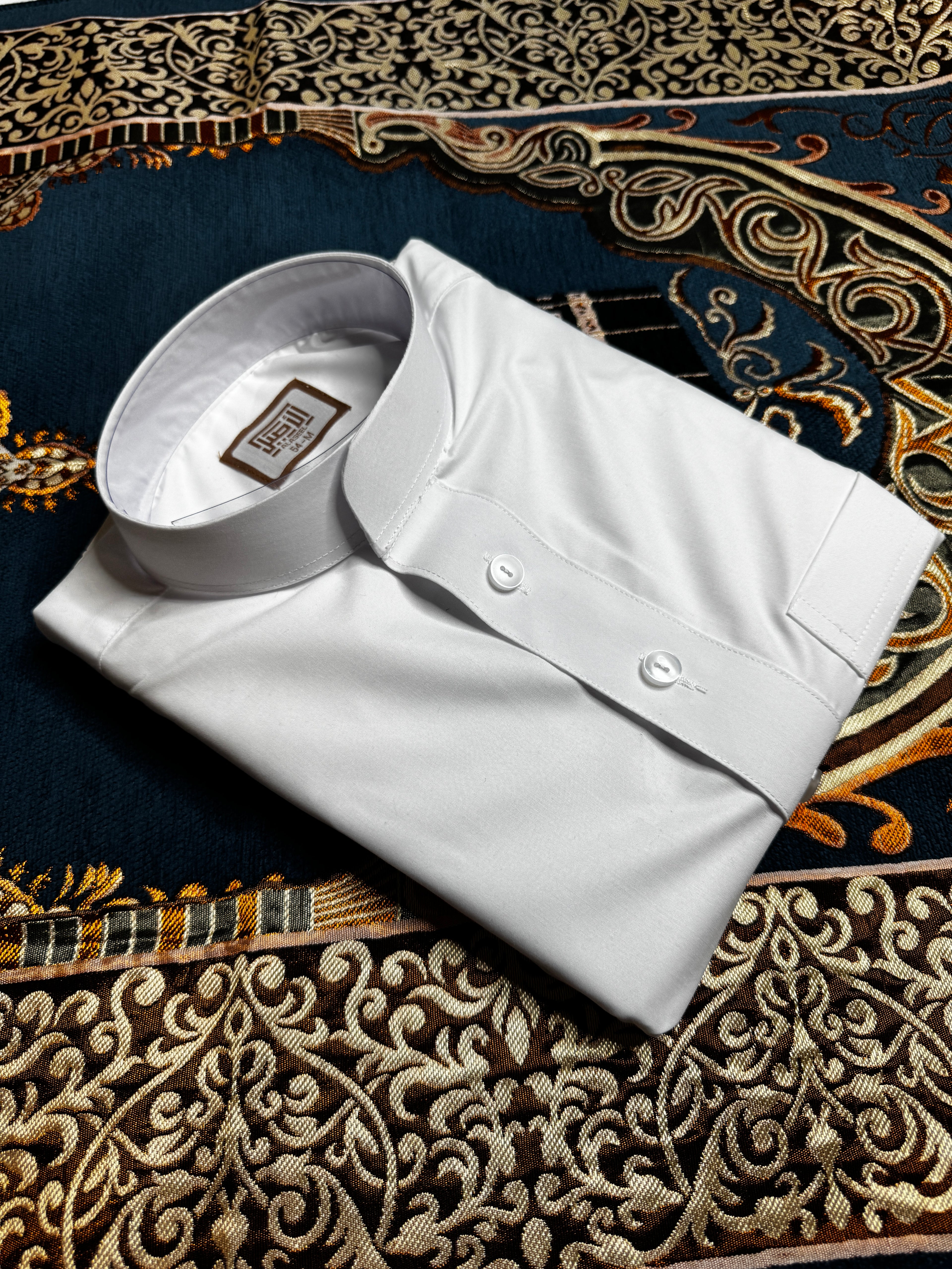 Premium White Saudi Collared Thobe